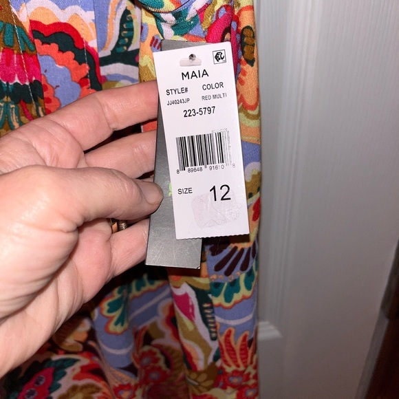 Maia Multicolor Floral Paisley Sleeveless Dress NWT Size 12 - Picture 3 of 4